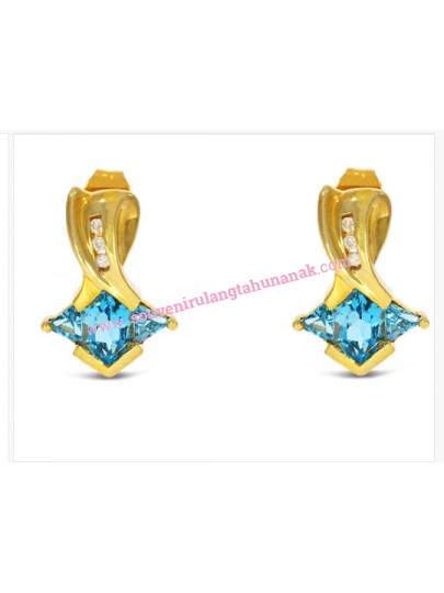 Blue Topaz And Diamond Pendant And Earrings Set In Yellow Gold H-S001 (Preloved)