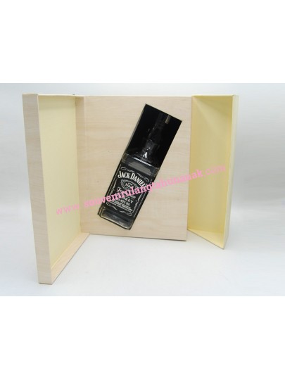Whiskey Box 2